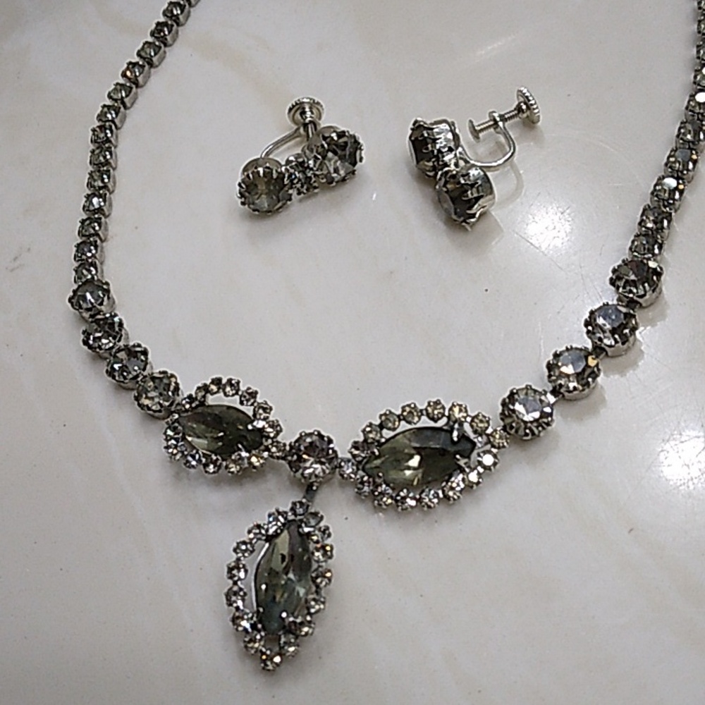 Weiss Vintage Silver Smokey Gray Crystal Choker Necklace and Earring Set